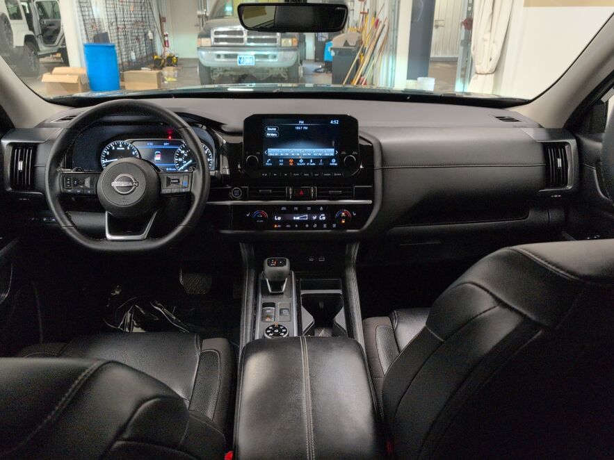 2023 Nissan Pathfinder SL Bozeman MT