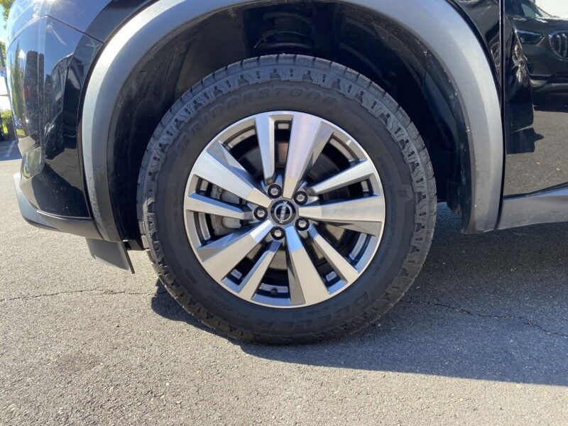 2023 Nissan Pathfinder SL Bristol  PA