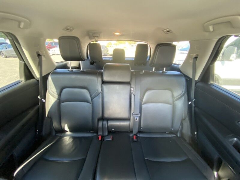 2023 Nissan Pathfinder SL Bristol  PA