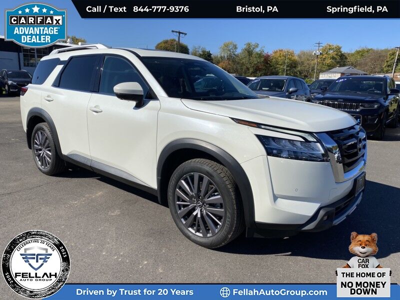 2023 Nissan Pathfinder SL