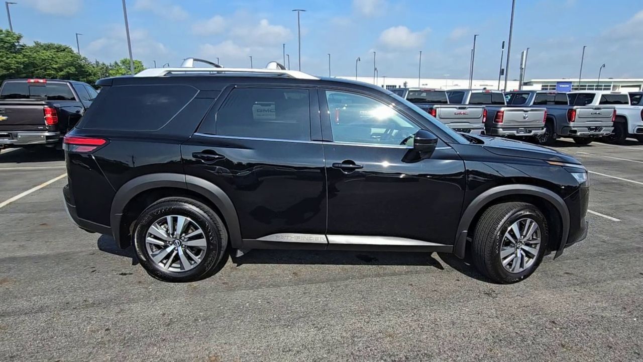 2023 Nissan Pathfinder SL Columbus OH
