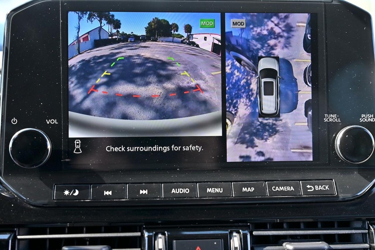 2023 Nissan Pathfinder SL Lake Worth FL