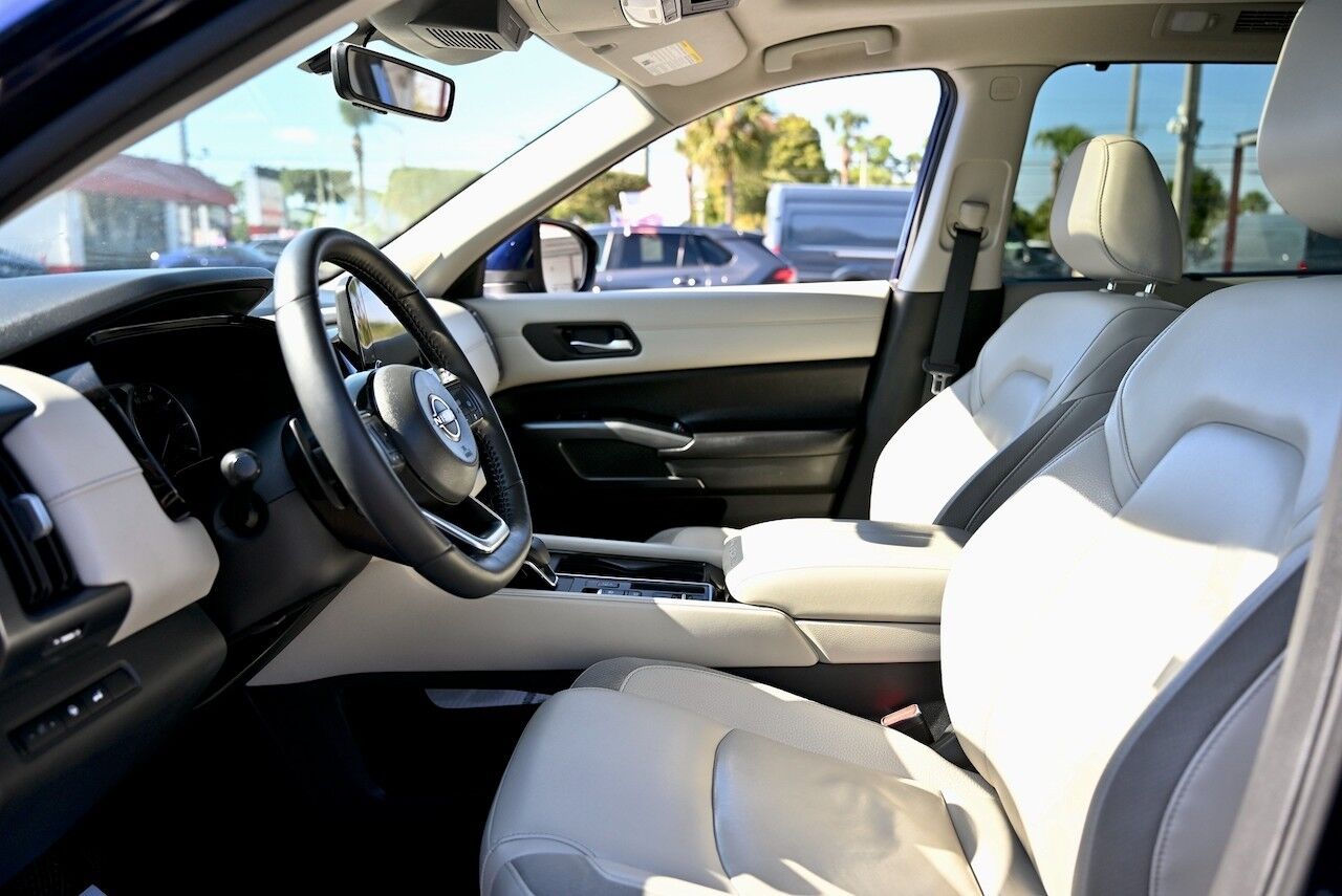 2023 Nissan Pathfinder SL Doral FL