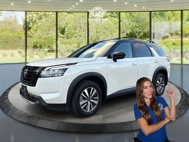 2023 Nissan Pathfinder SL FWD