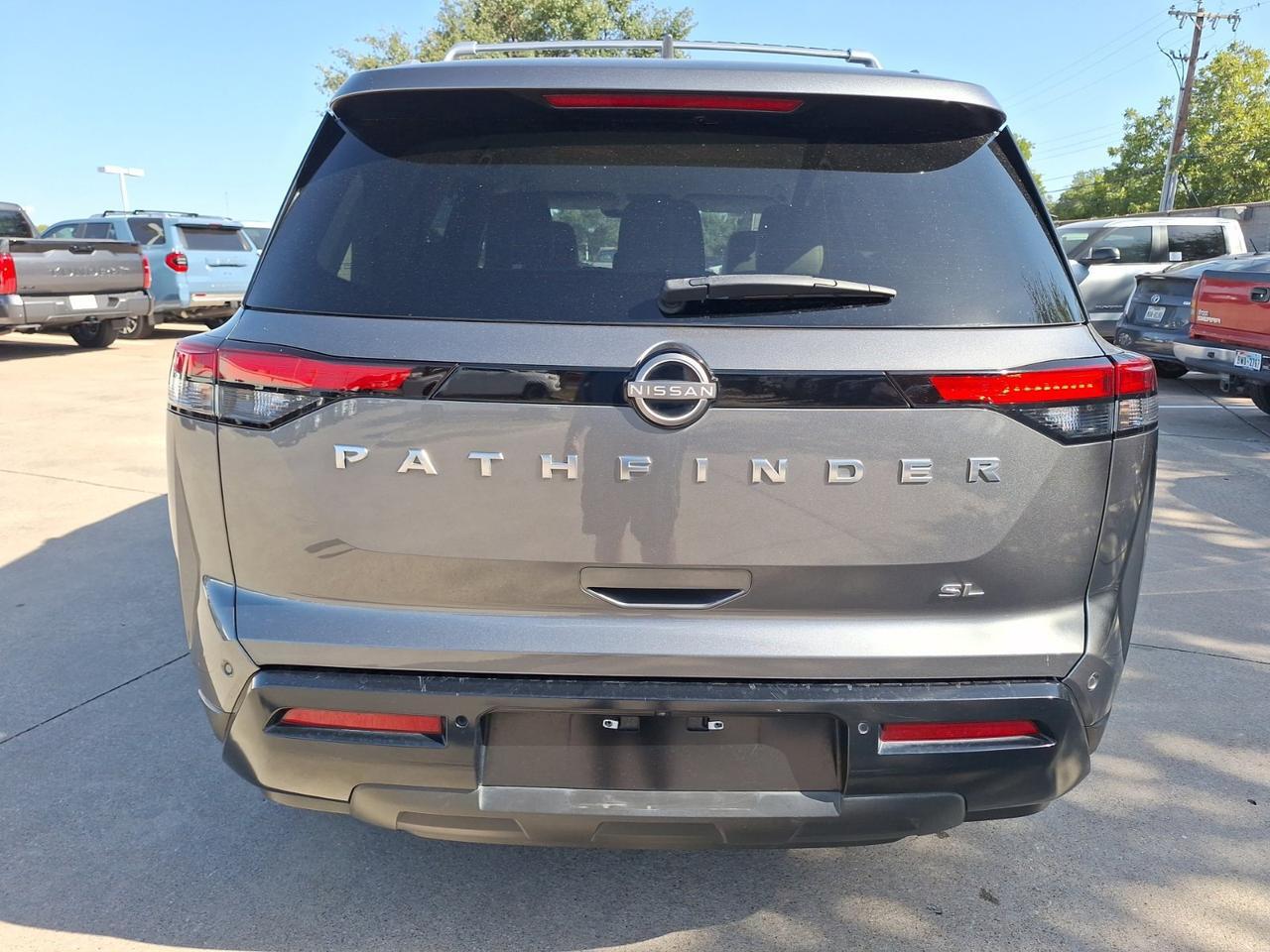 2023 Nissan Pathfinder SL Hurst TX