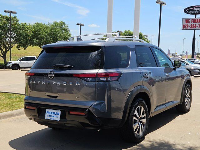 2023 Nissan Pathfinder SL Hurst TX