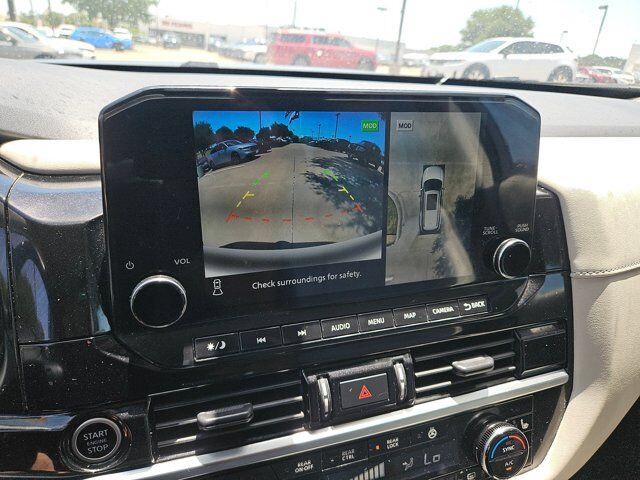 2023 Nissan Pathfinder SL Hurst TX