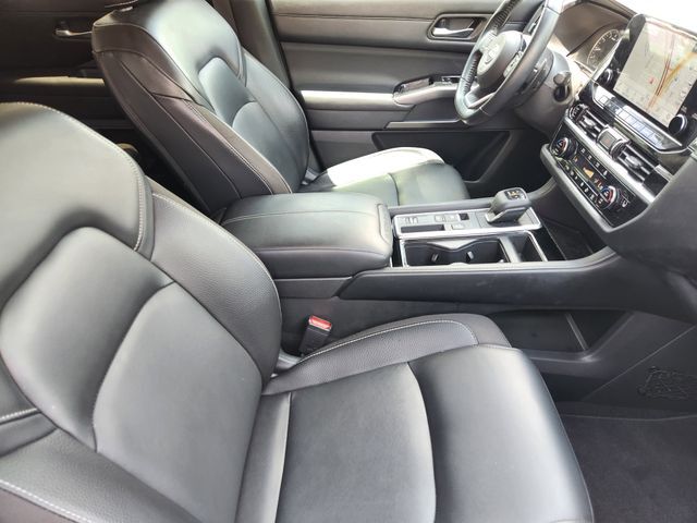 2023 Nissan Pathfinder SL Grapevine TX