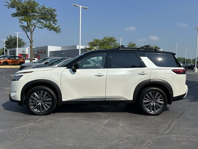 2023 Nissan Pathfinder SL Hoffman Estates IL