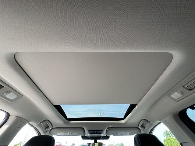 2023 Nissan Pathfinder SL Hoffman Estates IL