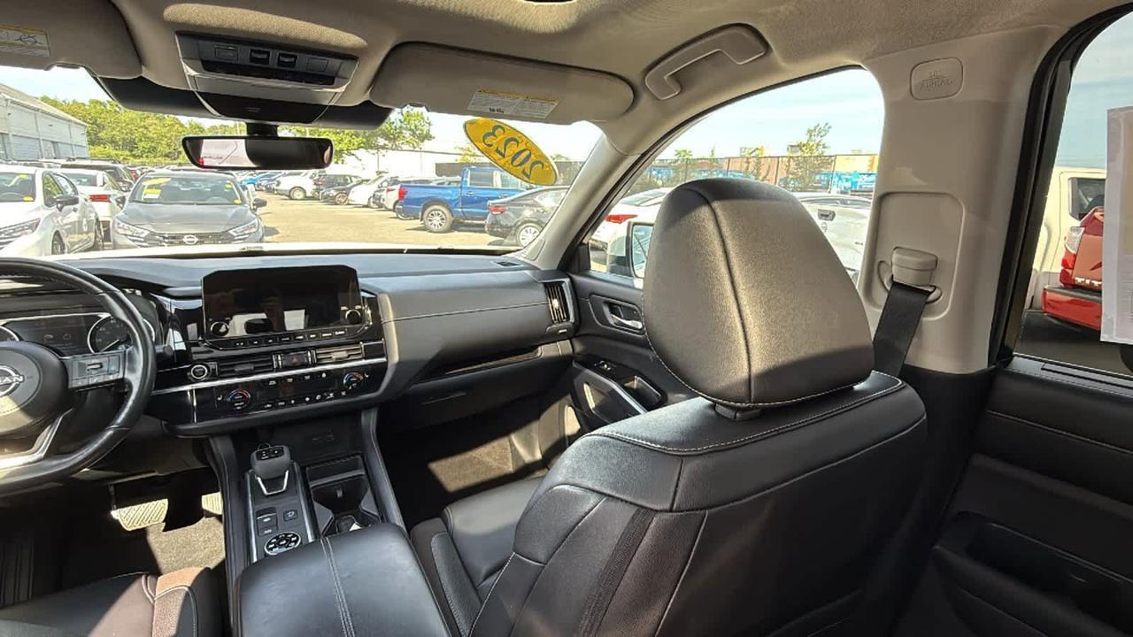 2023 Nissan Pathfinder SL Medford MA