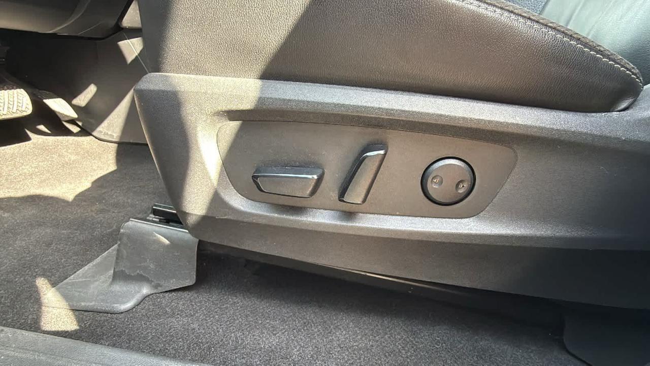 2023 Nissan Pathfinder SL Medford MA