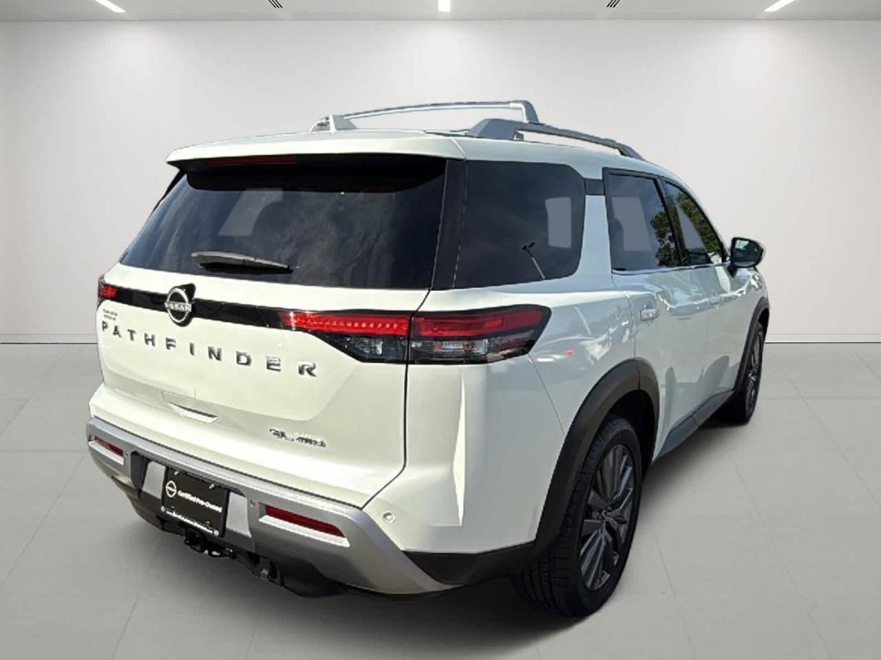 2023 Nissan Pathfinder SL Medford MA