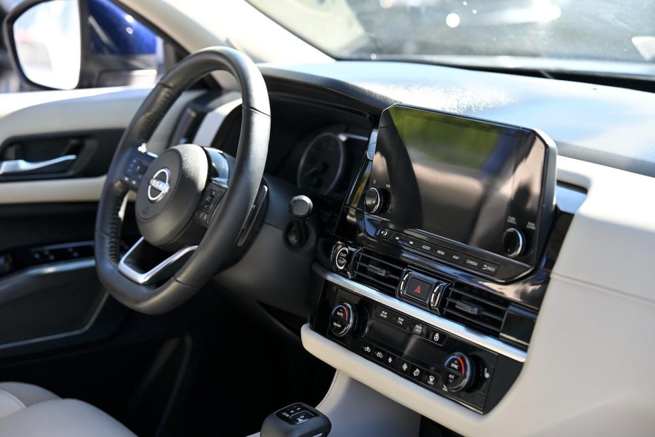 2023 Nissan Pathfinder SL Lake Worth FL