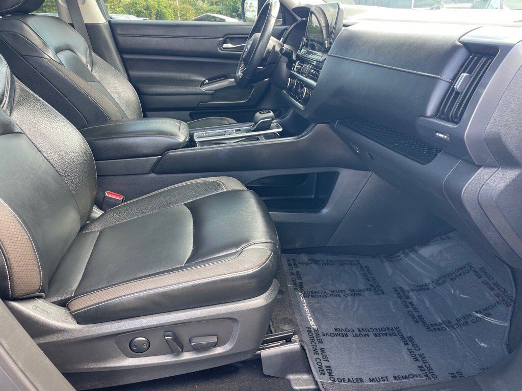 2023 Nissan Pathfinder SL Oak Ridge TN