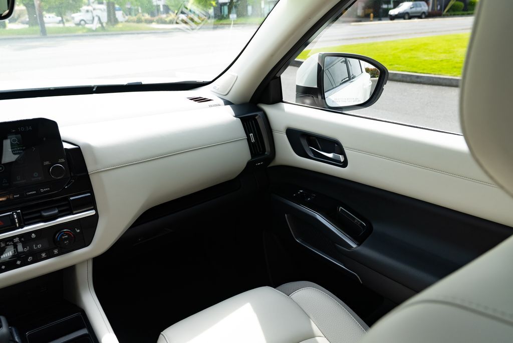 2023 Nissan Pathfinder SL Beaverton OR