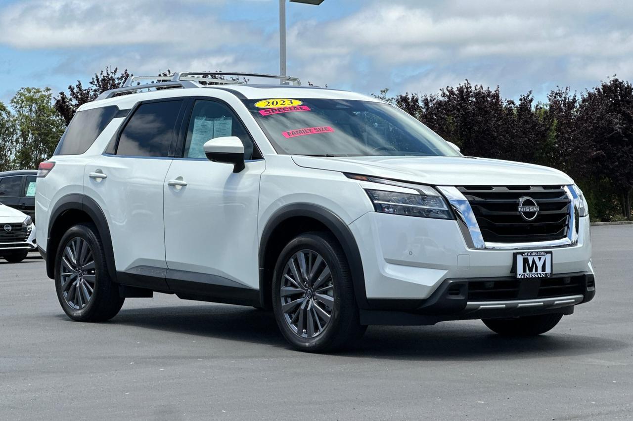 2023 Nissan Pathfinder SL Salinas CA