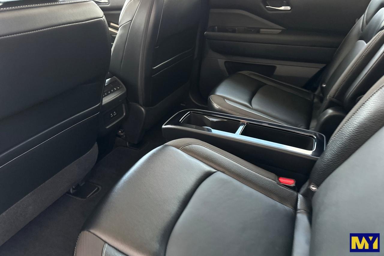 2023 Nissan Pathfinder SL Salinas CA