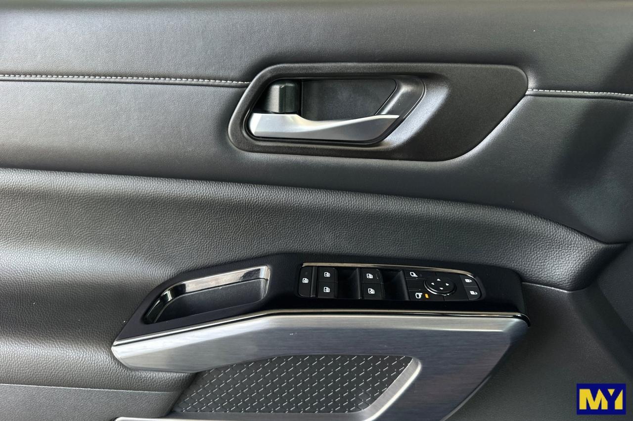 2023 Nissan Pathfinder SL Salinas CA