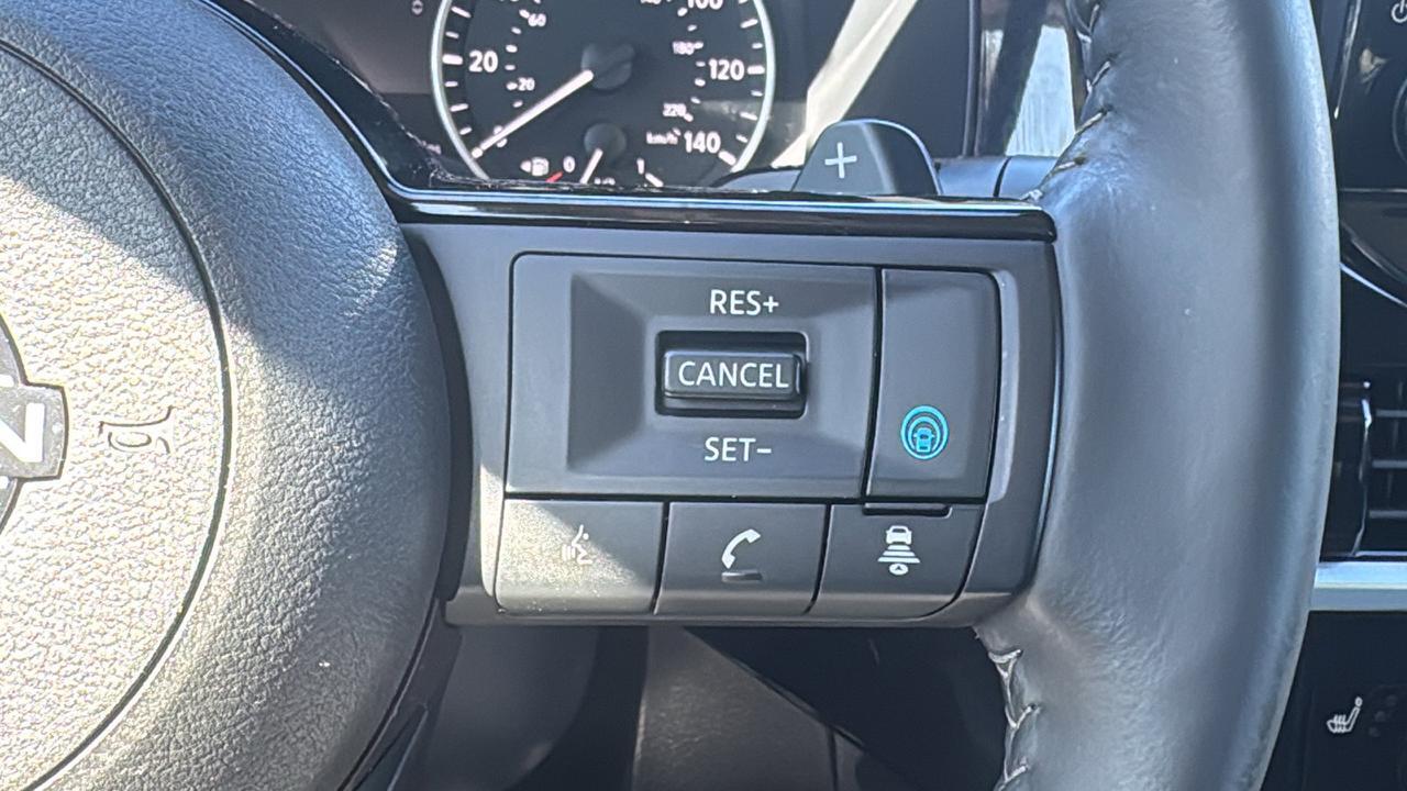 2023 Nissan Pathfinder SL  Selma TX