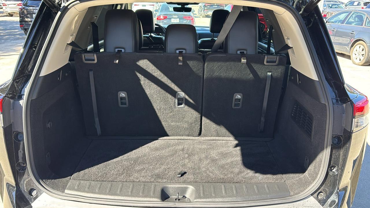 2023 Nissan Pathfinder SL  Selma TX