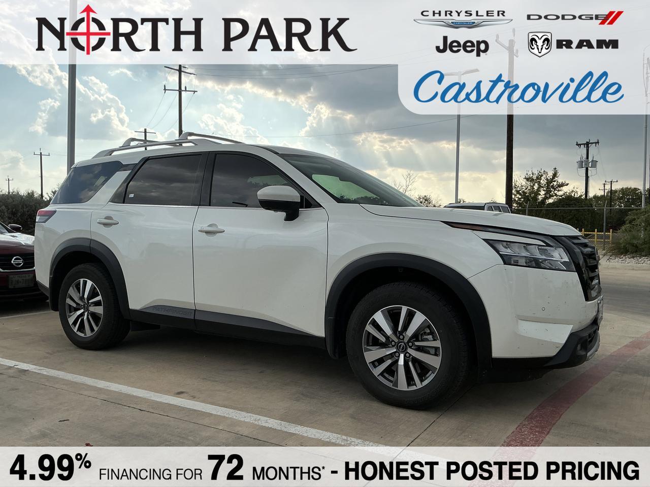 2023 Nissan Pathfinder SL Castroville TX
