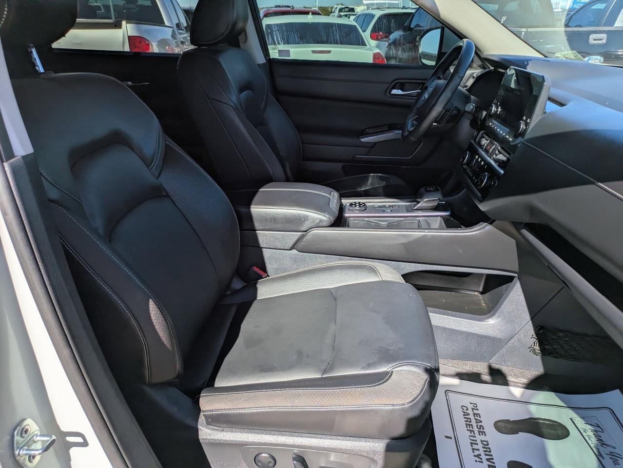 2023 Nissan Pathfinder SL Castroville TX