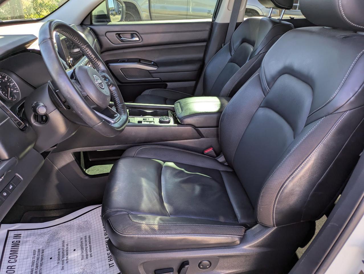 2023 Nissan Pathfinder SL Castroville TX