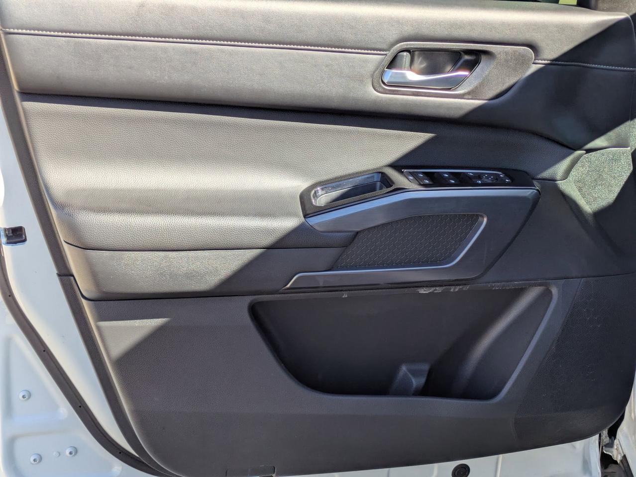 2023 Nissan Pathfinder SL Castroville TX