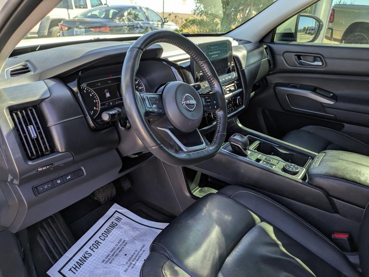 2023 Nissan Pathfinder SL Castroville TX