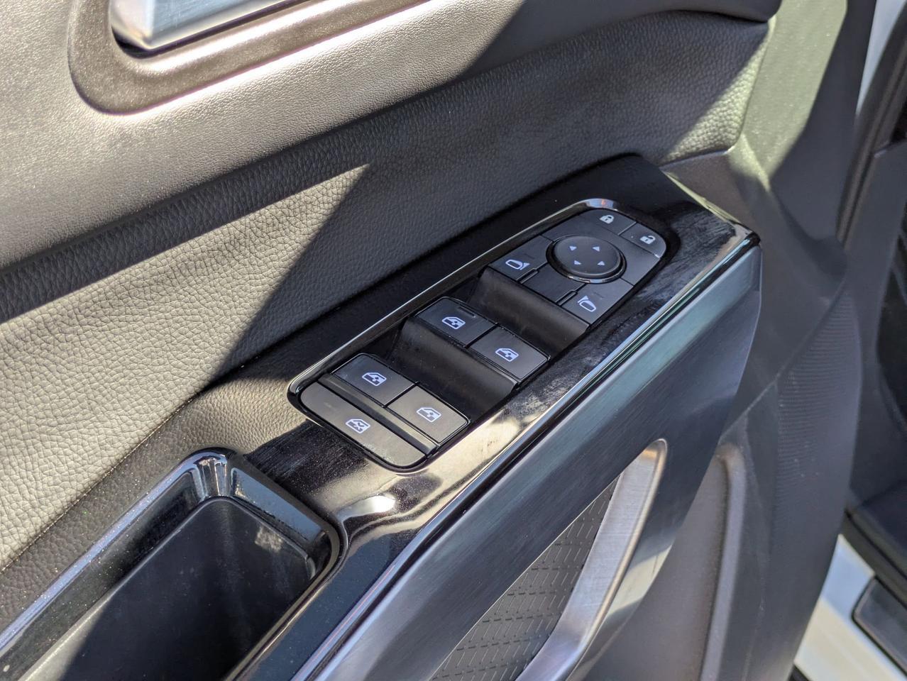 2023 Nissan Pathfinder SL Castroville TX