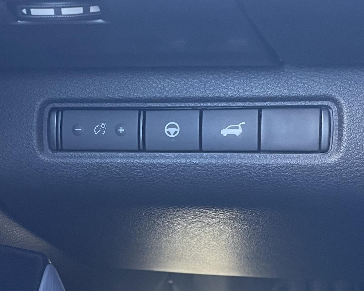 2023 Nissan Pathfinder SL Sport Utility 4D Port Orchard WA