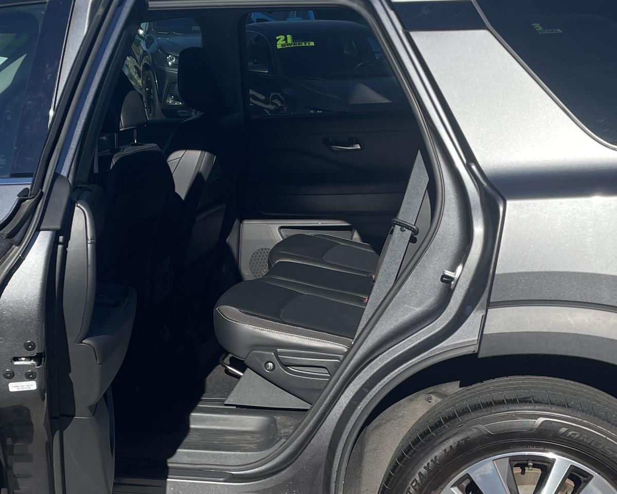 2023 Nissan Pathfinder SL Sport Utility 4D Port Orchard WA