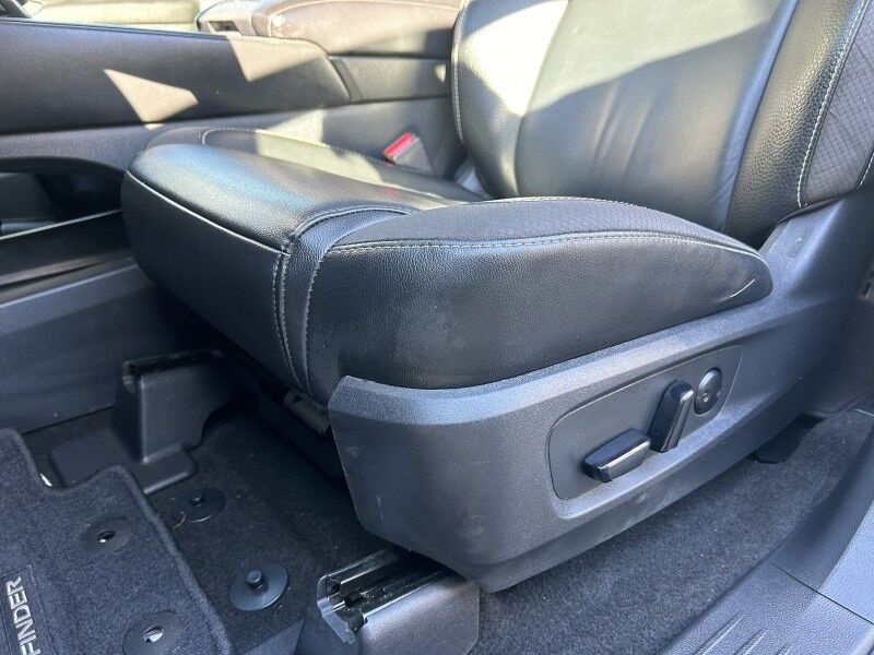 2023 Nissan Pathfinder SL Webster MA