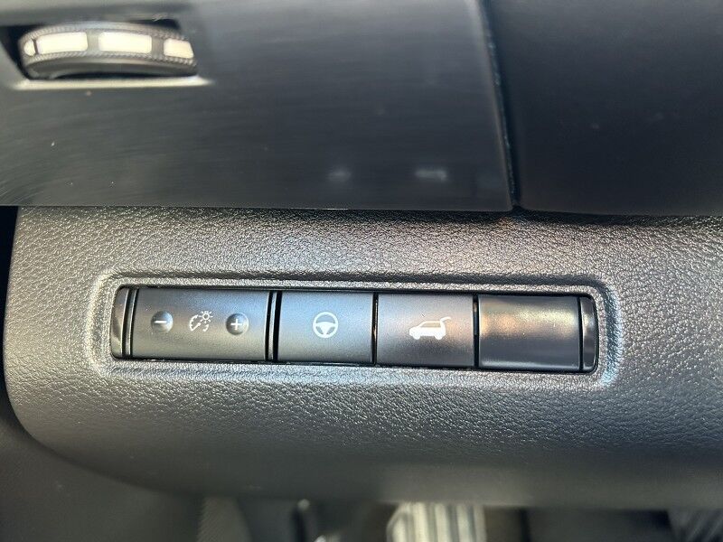 2023 Nissan Pathfinder SL Webster MA