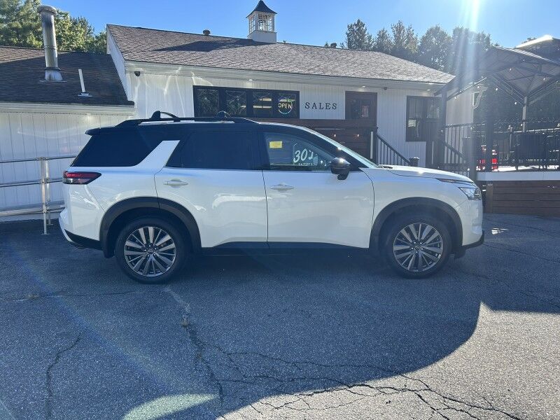 2023 Nissan Pathfinder SL Webster MA