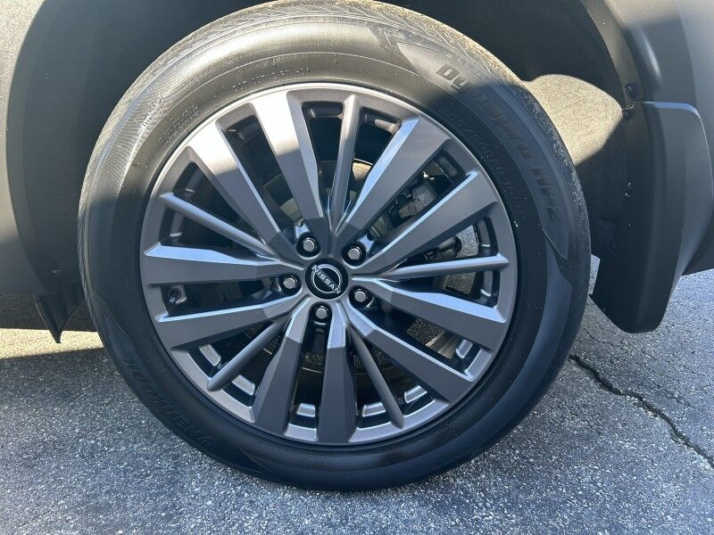 2023 Nissan Pathfinder SL Webster MA