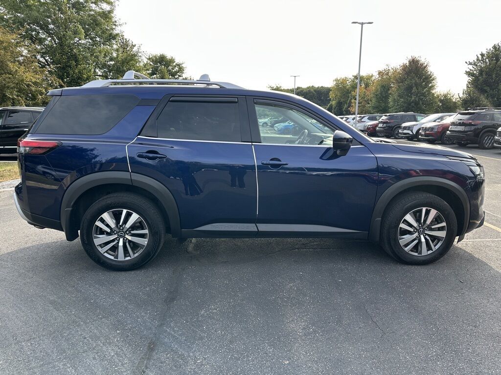 2023 Nissan Pathfinder SL w/Black Appearance Pkg San Clemente CA