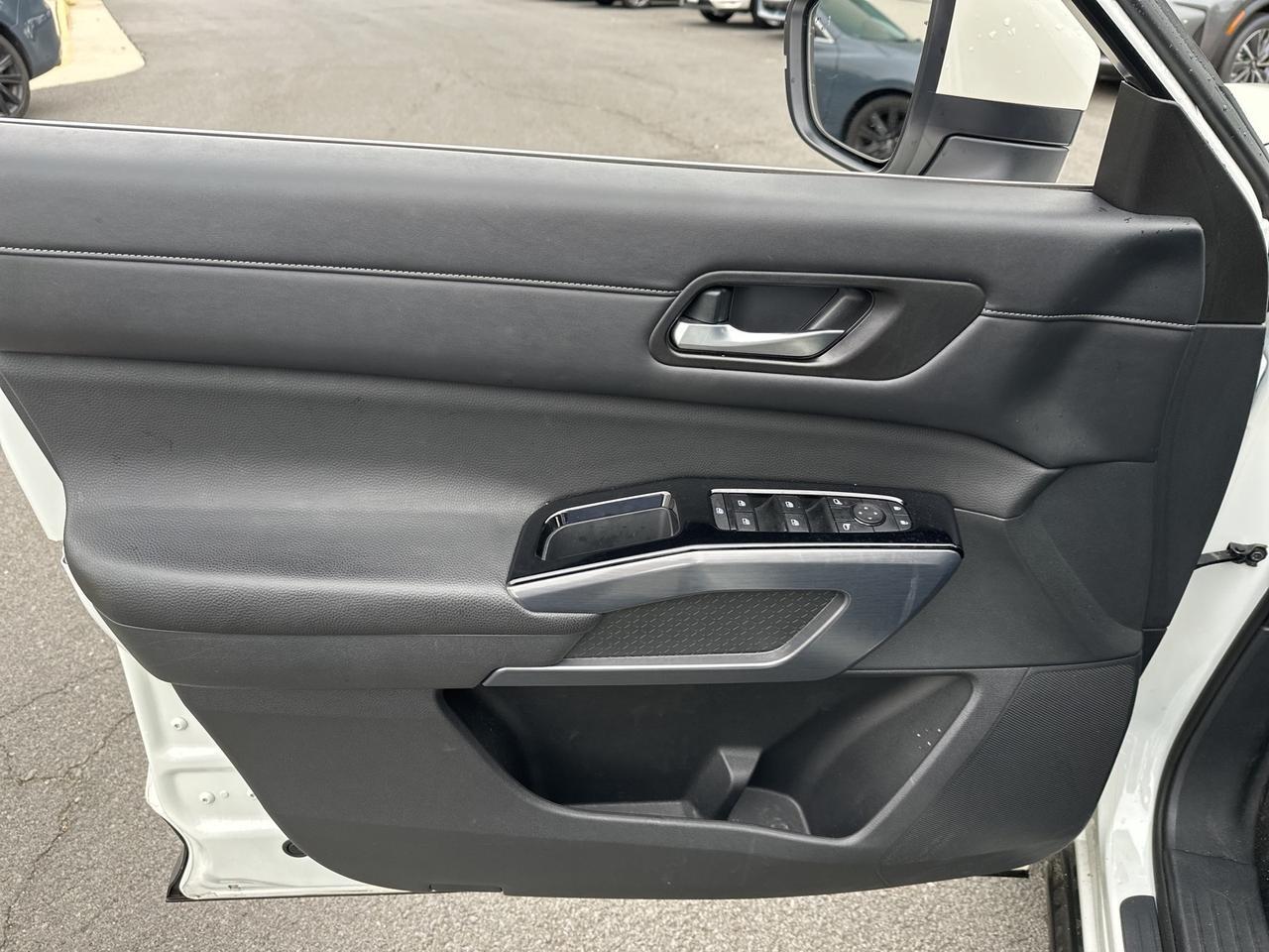 2023 Nissan Pathfinder SL Chantilly VA