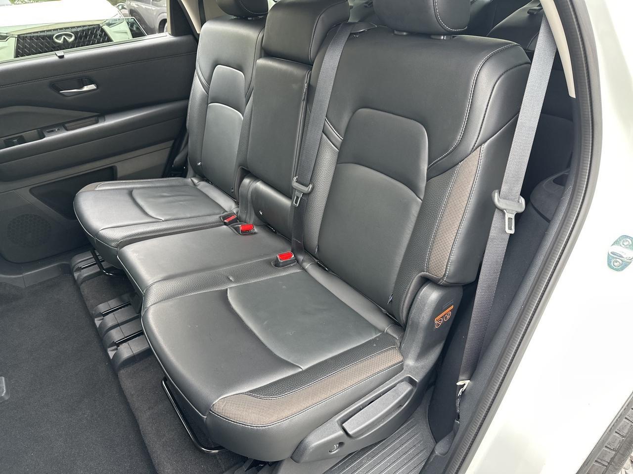 2023 Nissan Pathfinder SL Chantilly VA