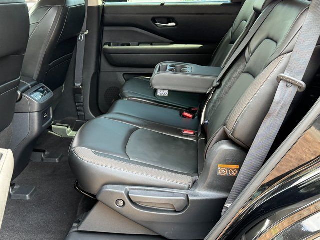 2023 Nissan Pathfinder SL Springfield VA