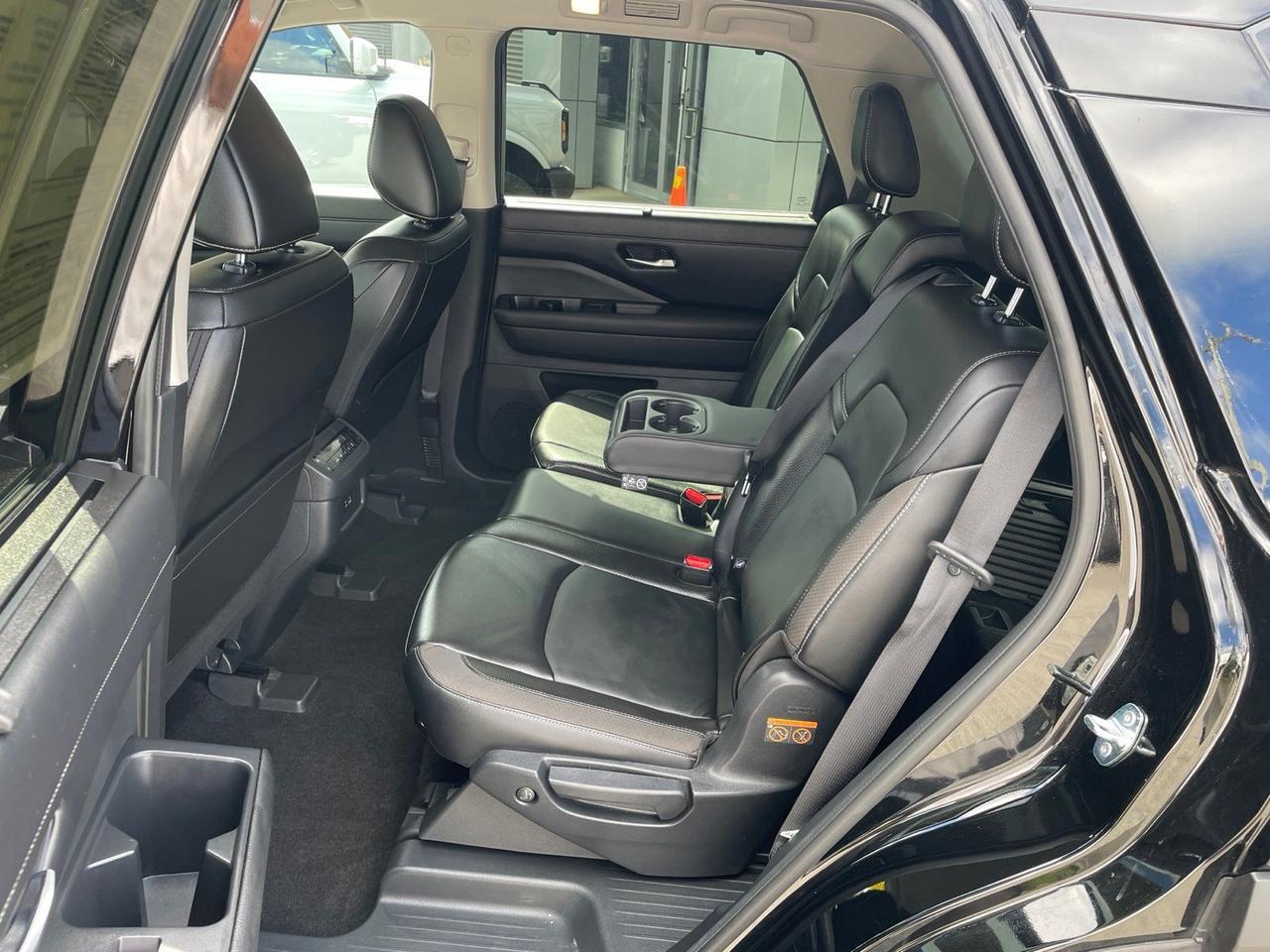 2023 Nissan Pathfinder SL Springfield VA