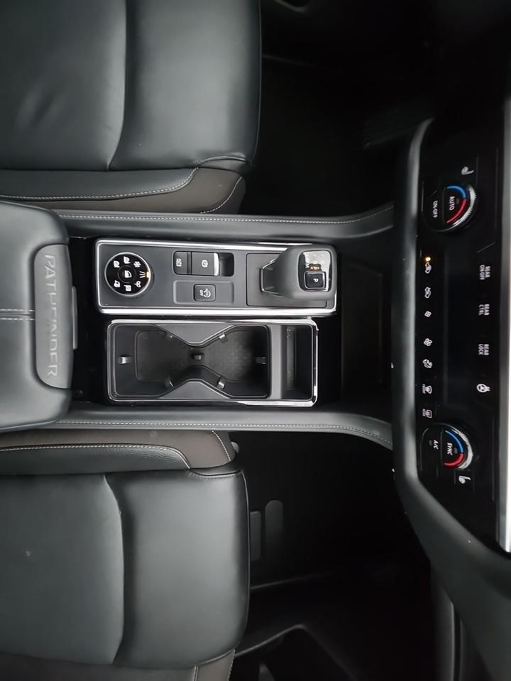 2023 Nissan Pathfinder SL Glen Burnie MD