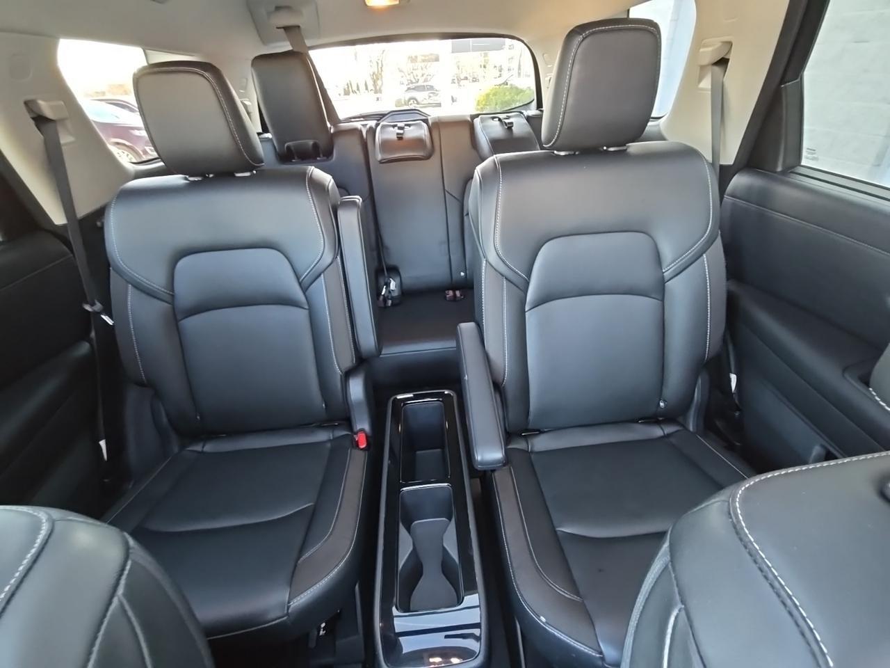 2023 Nissan Pathfinder SL Glen Burnie MD