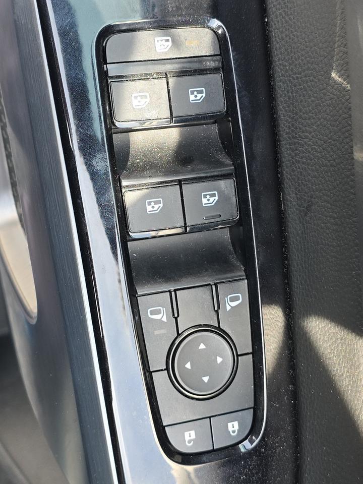 2023 Nissan Pathfinder SL Glen Burnie MD