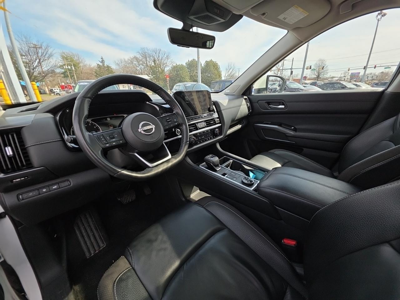 2023 Nissan Pathfinder SL Glen Burnie MD