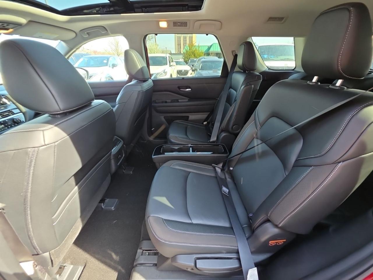 2023 Nissan Pathfinder SL Glen Burnie MD