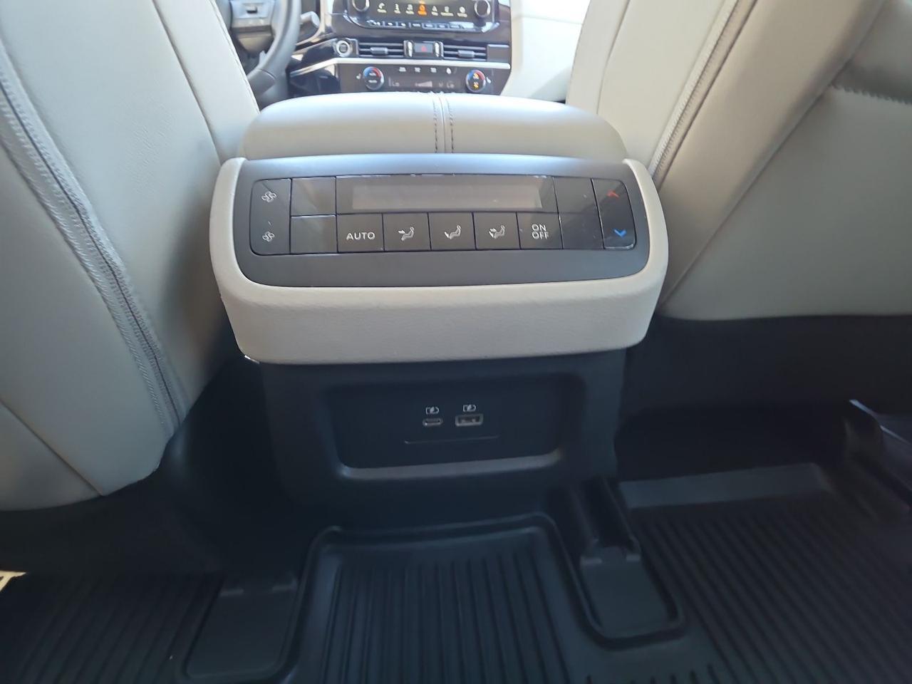 2023 Nissan Pathfinder SL Glen Burnie MD