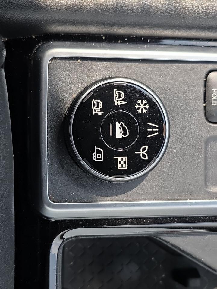 2023 Nissan Pathfinder SL Glen Burnie MD