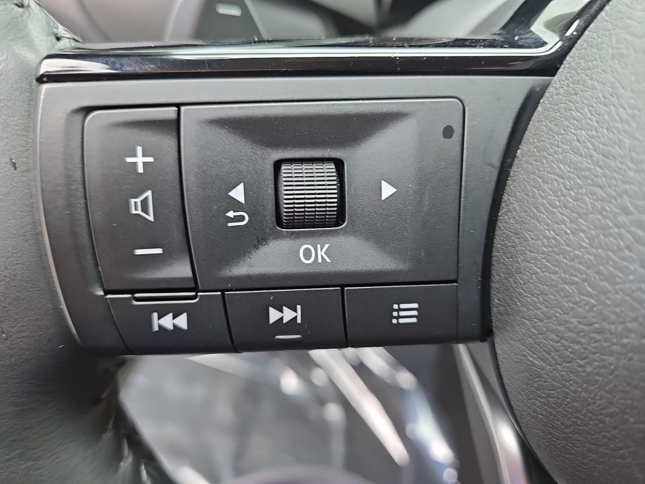 2023 Nissan Pathfinder SL Glen Burnie MD